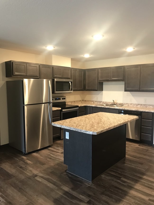 Jackson Hills Apartments