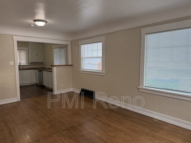 Photo - 315 Ryland St