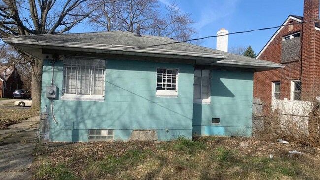 Photo - 19392 Pelkey St