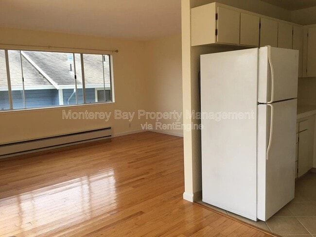 Photo - 900 Belden St Unit 3