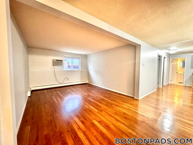 Photo - 715 N Main St Unit 5