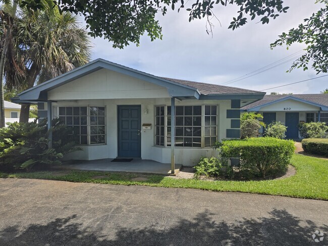 Building Photo - 800 Ibis Way Rental