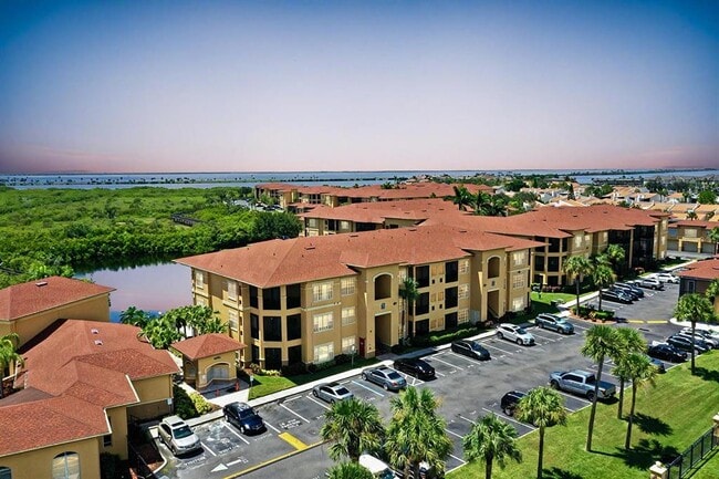 Building Photo - 4345 Bayside Village Dr Unit 104