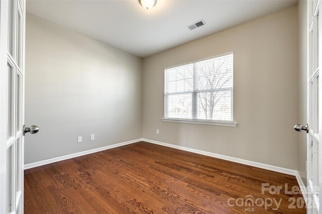 3000 Sewee Ln