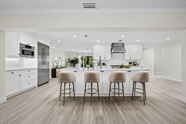 Photo - 12831 Shore Dr