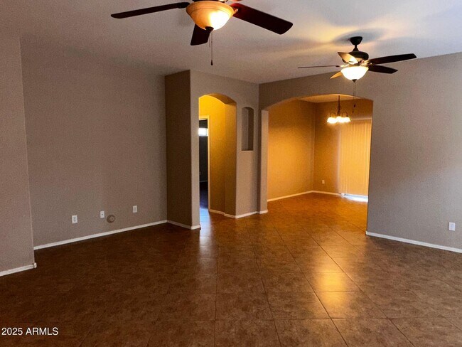Photo - 36113 N Mirandesa Dr