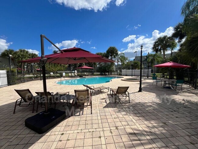 Photo - 6088 Westgate Dr Unit 202