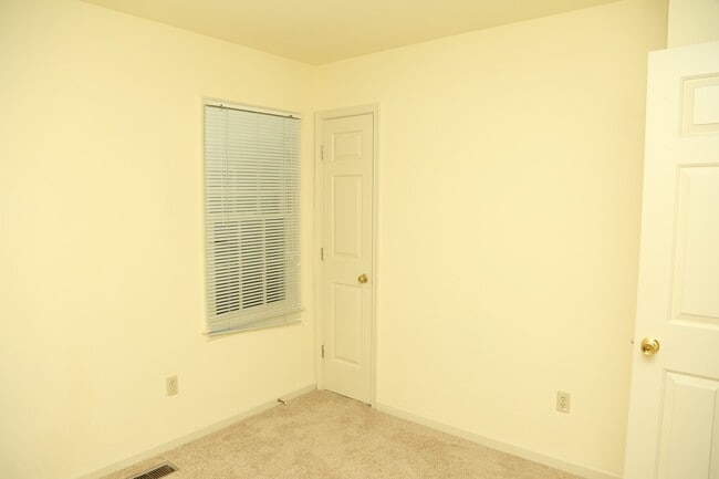 Photo - 380 Minor Ridge Rd