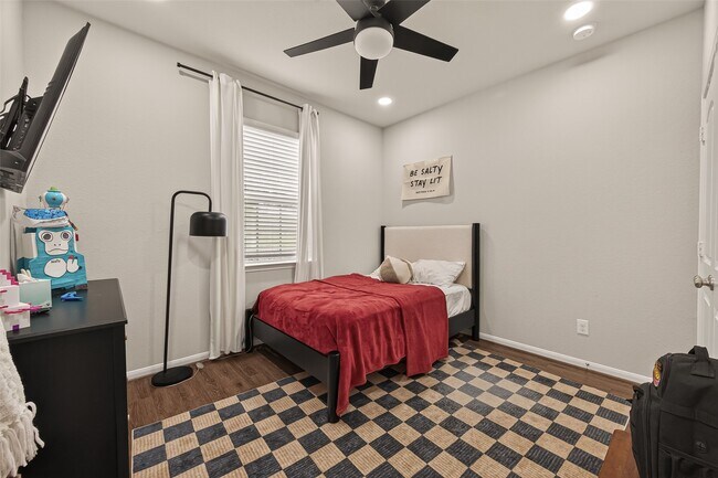 Photo - 1665 Morgan Trail Dr
