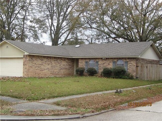 Building Photo - Northwood Village Corner Lot