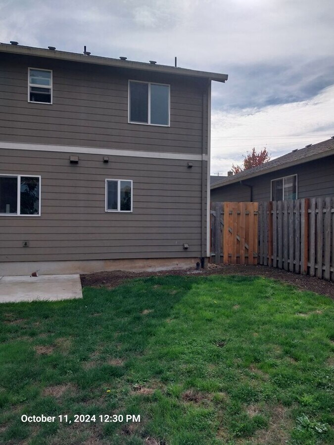 Photo - 111 Ferry St