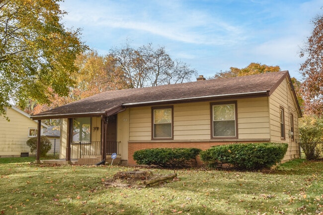 Building Photo - 5101 N 83rd St