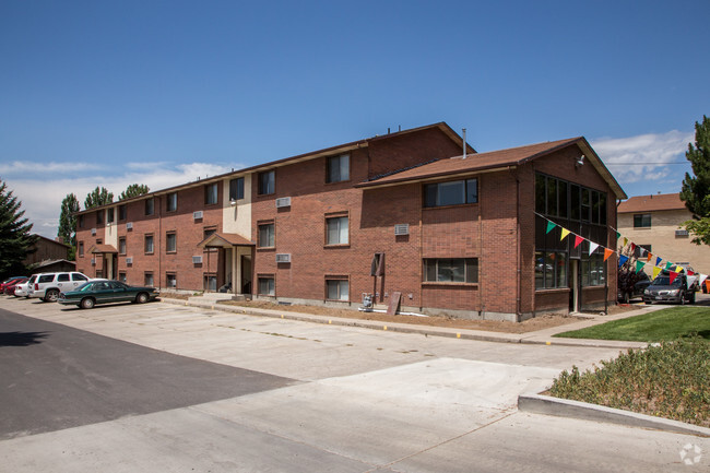 Building Photo - Twin Creek Apartments