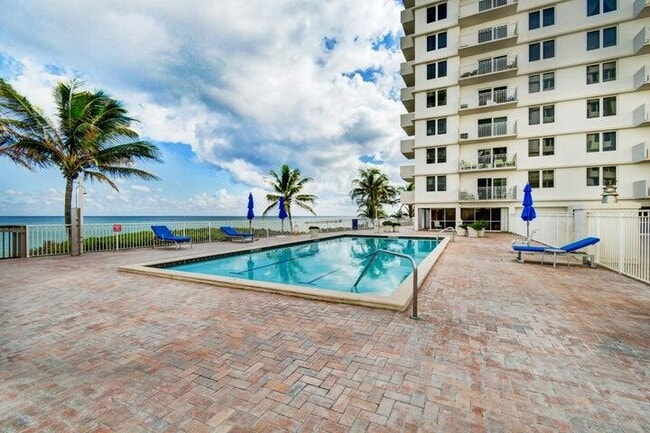 Photo - 3221 S Ocean Blvd Unit 207