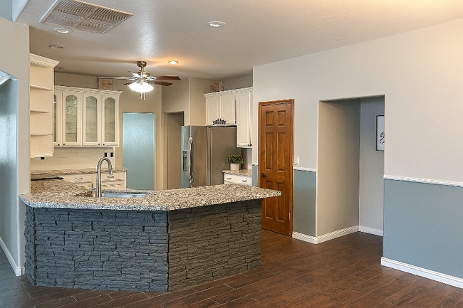 Photo - 2061 W Rim Rd