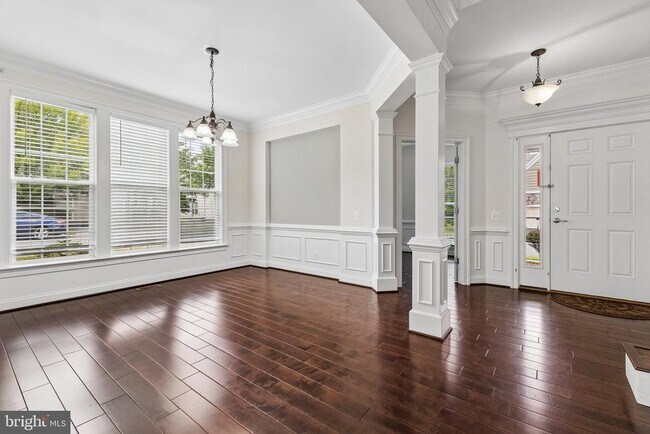 43527 Loudoun Barn Way