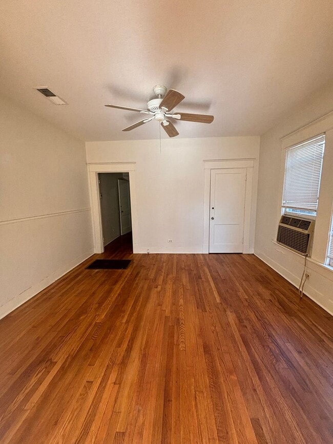 Photo - Cute South Highlands Apt.