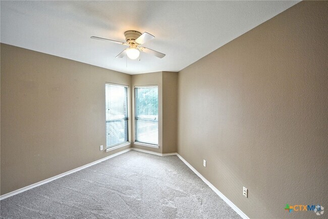 Building Photo - 1180 Berry Creek Dr Rental