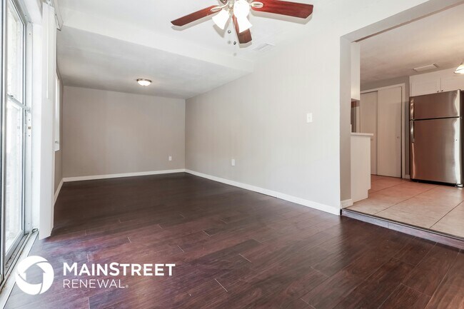 Photo - 3353 Trask Dr