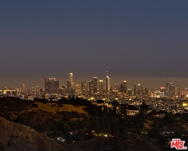 Photo - 3306 Deronda Dr