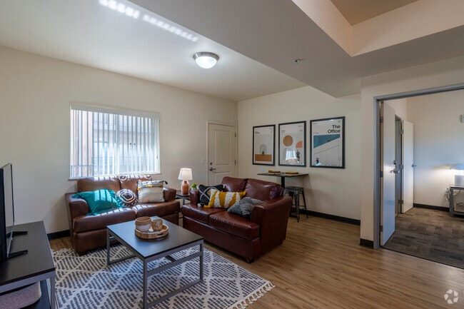 Wolf Run Student Living