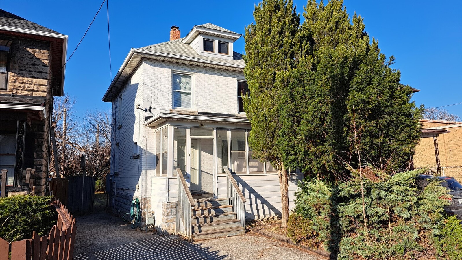 Photo - 1454 Martindale St