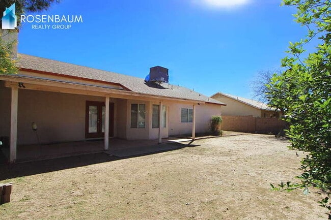 Photo - 1646 E Melissa St
