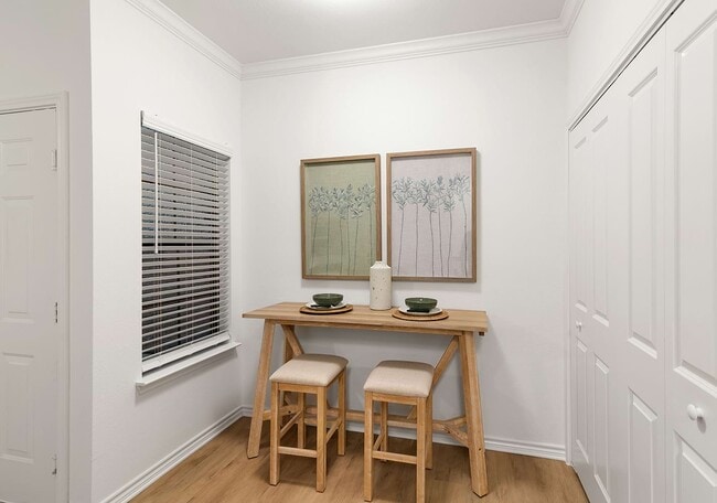 Photo - Cortland Benbrook