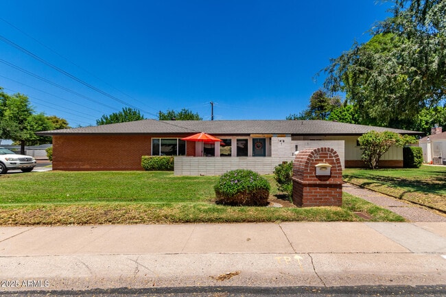 Building Photo - 1416 W Orchid Ln Rental