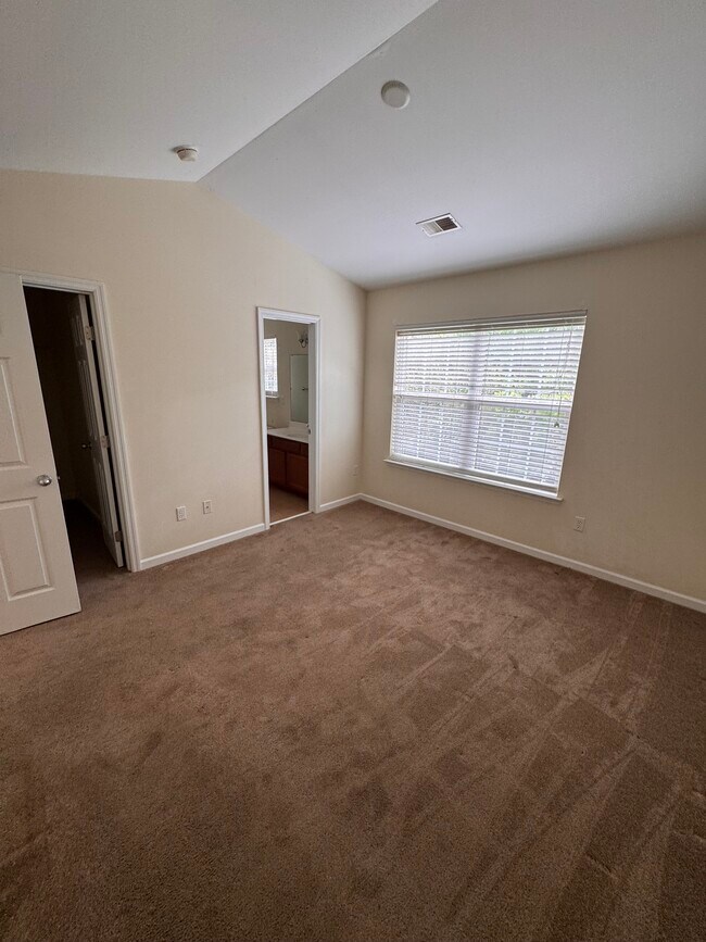 Photo - 530 Candida Dr Unit Azalea Square