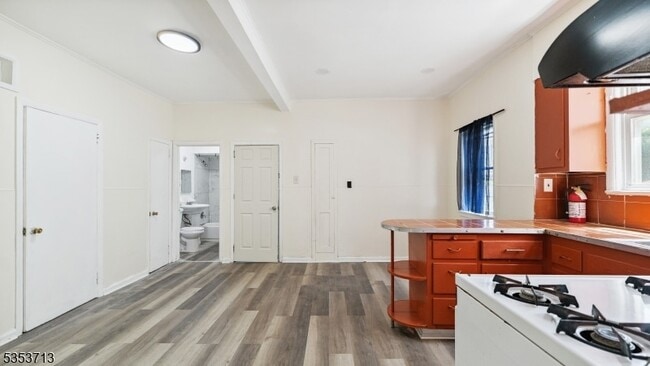 Photo - 253 Franklin St Unit 1