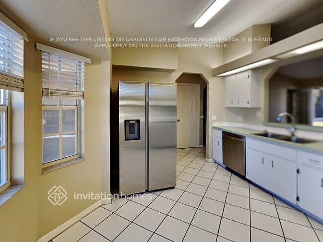 Photo - 3545 Junction St