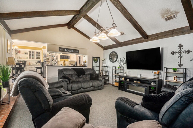 Photo - 1200 E Franklin St