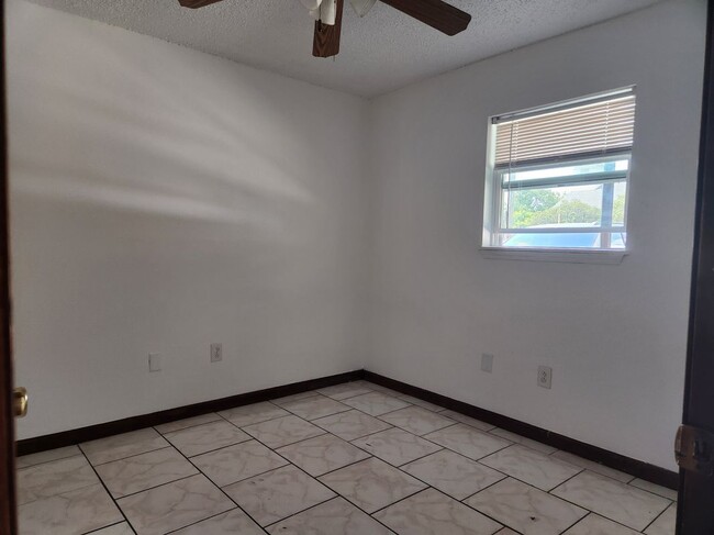 Photo - 11417 Jefferson Hwy