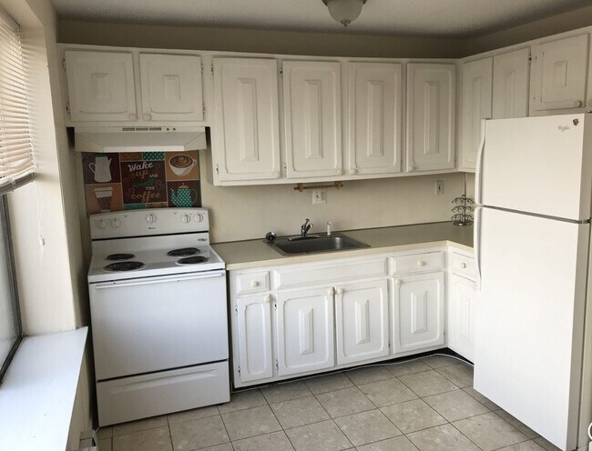 Photo - 755 Wethersfield Ave Unit A6