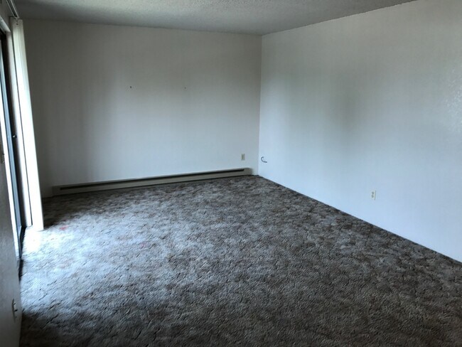 Photo - 330 NE C St Unit 330C