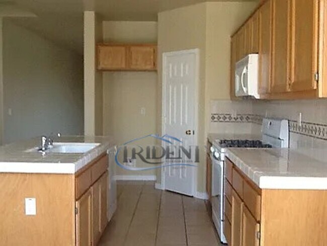 Photo - 5 bedrooms 3 baths and a bonus room loft