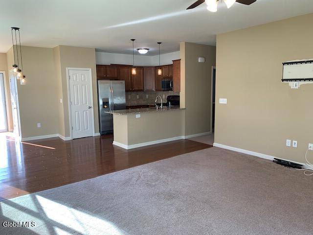 Photo - 43 Stacey Ct