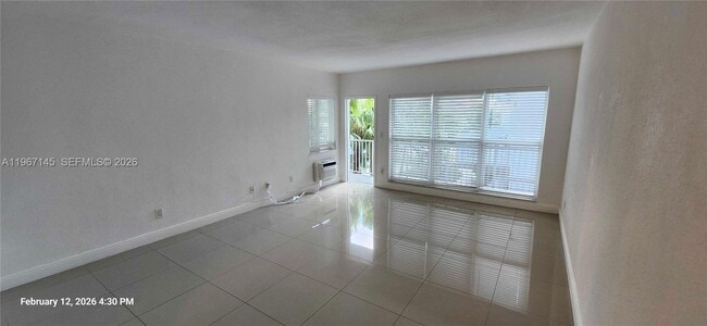 Photo - 9800 E Bay Harbor Dr Unit 9