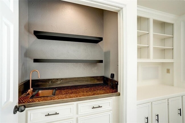 Photo - 3110 Fairmont Ct