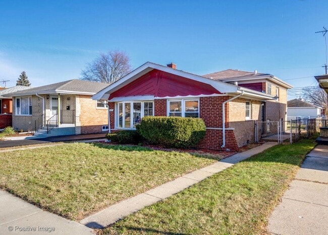 Photo - 457 Paxton Ave