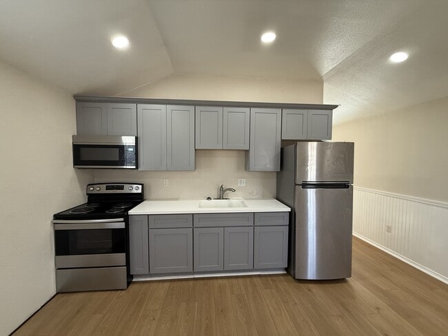 Photo - 19 Aspen Cir