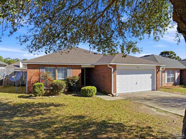 Photo - 342 Mizzen Ln