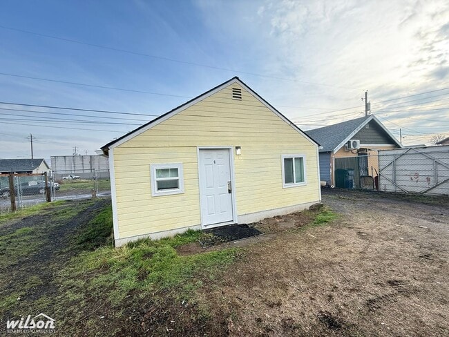 Photo - 311 N 4th Ave Unit C