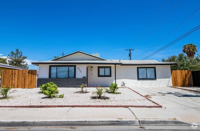 Building Photo - AMERICANA Property Mgmt - Fully furnished ... Rental