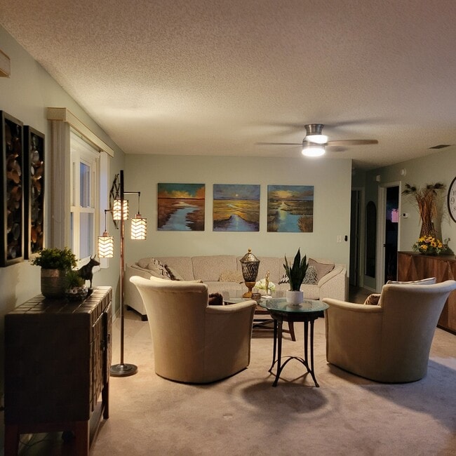 2845 Barboza Dr