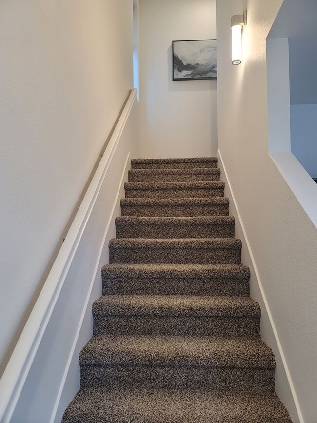 Photo - Cozy condo with roof top balcony in Downtown Sacramento