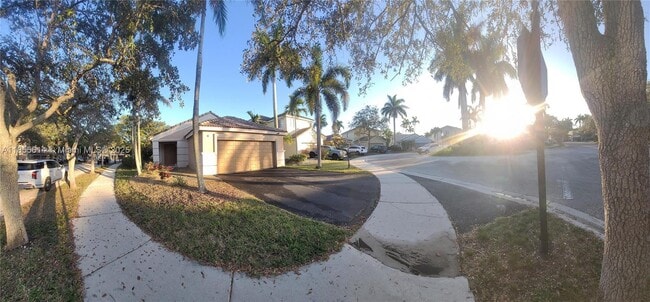 Photo - 1205 Canary Island Dr