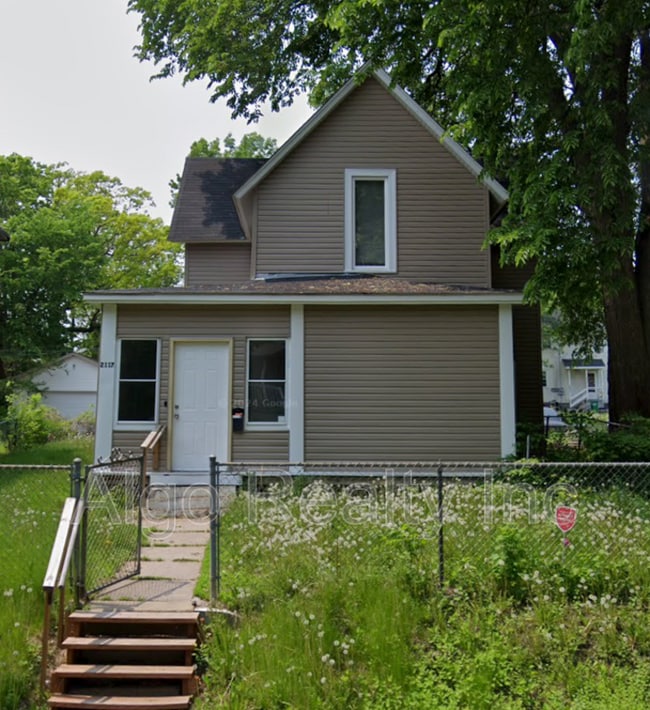 Building Photo - 2117 N Ilion Ave