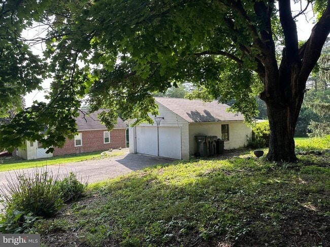 Photo - 4599 Carlisle Rd